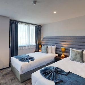 Superior Twin Suite